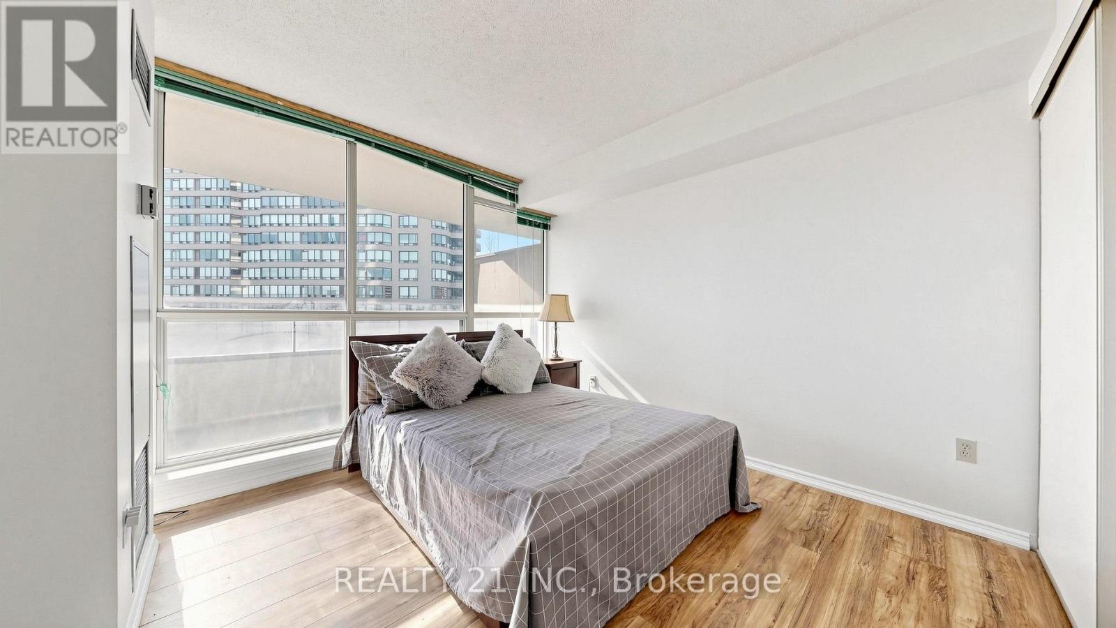 429- 3 Greystone Walk Drive, Toronto, ON photo 28