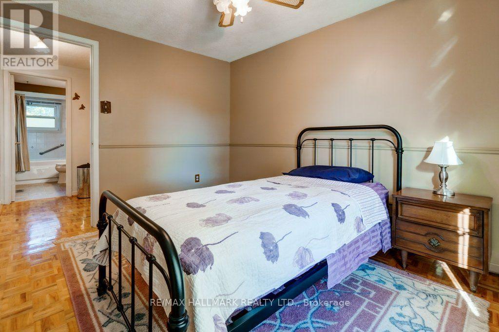 59 Mayvern Crescent, Richmond Hill, ON photo 27