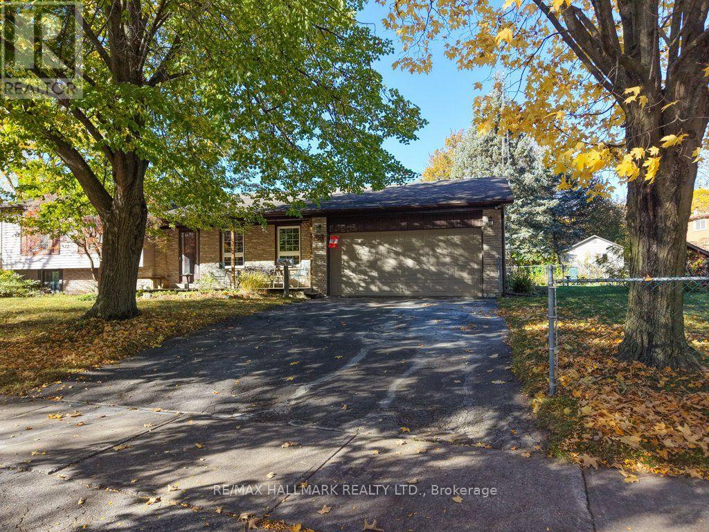 59 Mayvern Crescent, Richmond Hill, ON photo 39
