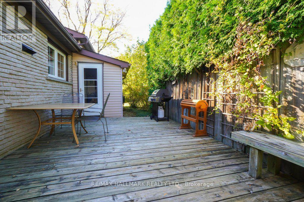 59 Mayvern Crescent, Richmond Hill, ON photo 44