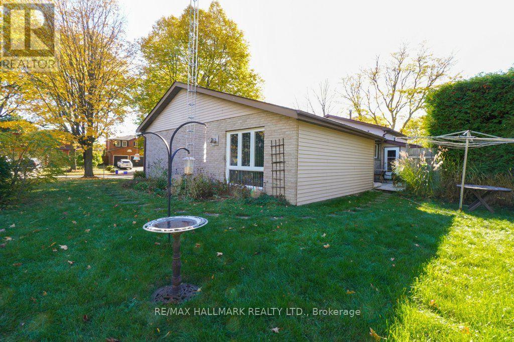 59 Mayvern Crescent, Richmond Hill, ON photo 46