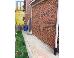 Lower - 817 Norwick Road, Newmarket, ON L3X1K8 Photo 23