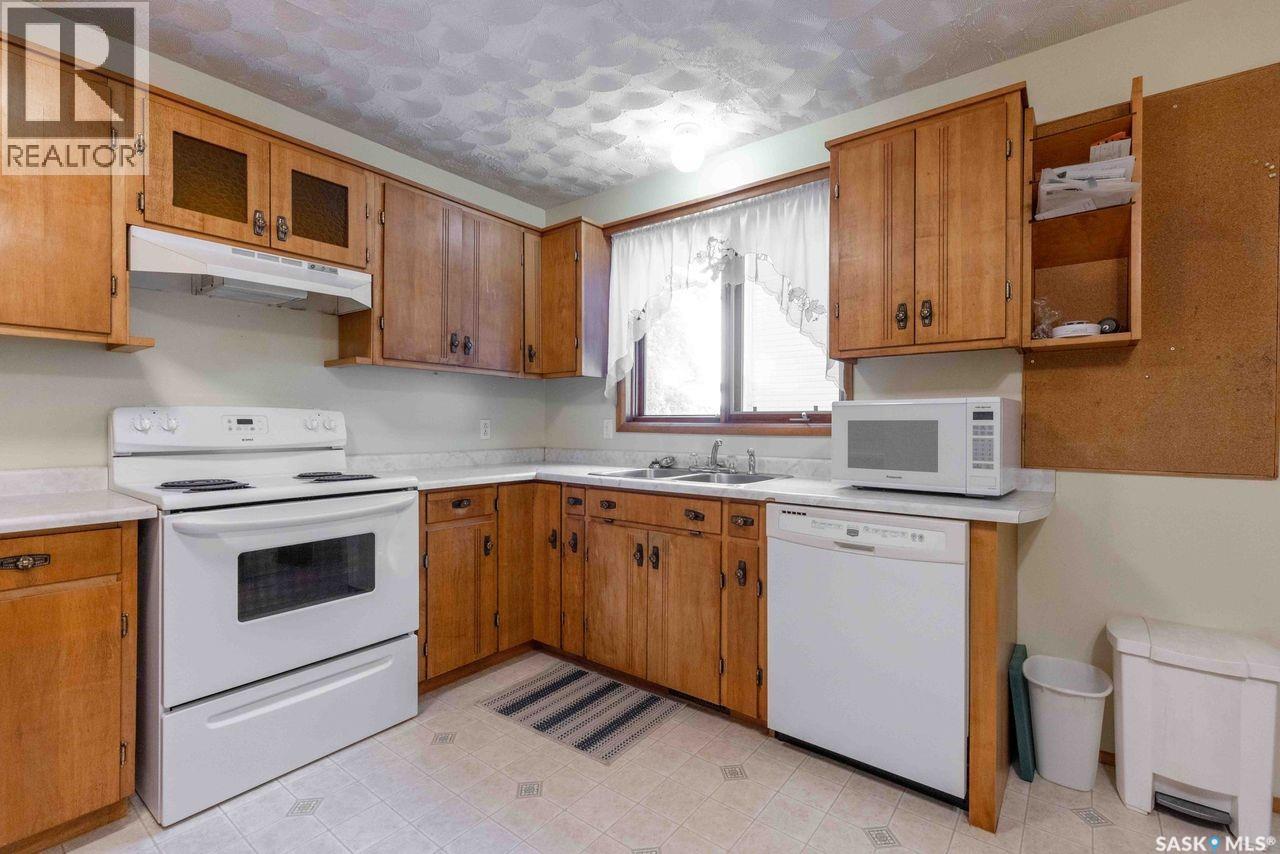 134 Christopher ROAD, Saskatoon — photo 2