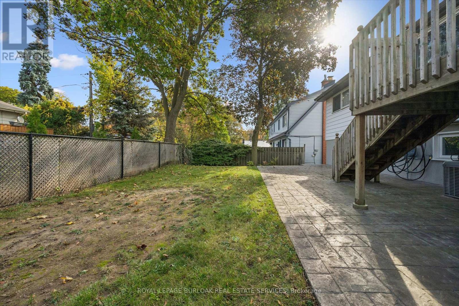 631 Guelph Line, Burlington, ON photo 44