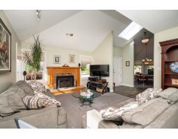 16173 Brookside Grove, Surrey, BC V4N1S8 Photo 6