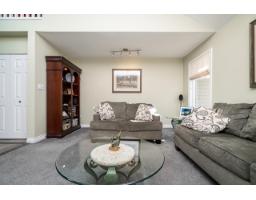16173 Brookside Grove, Surrey, BC V4N1S8 Photo 8