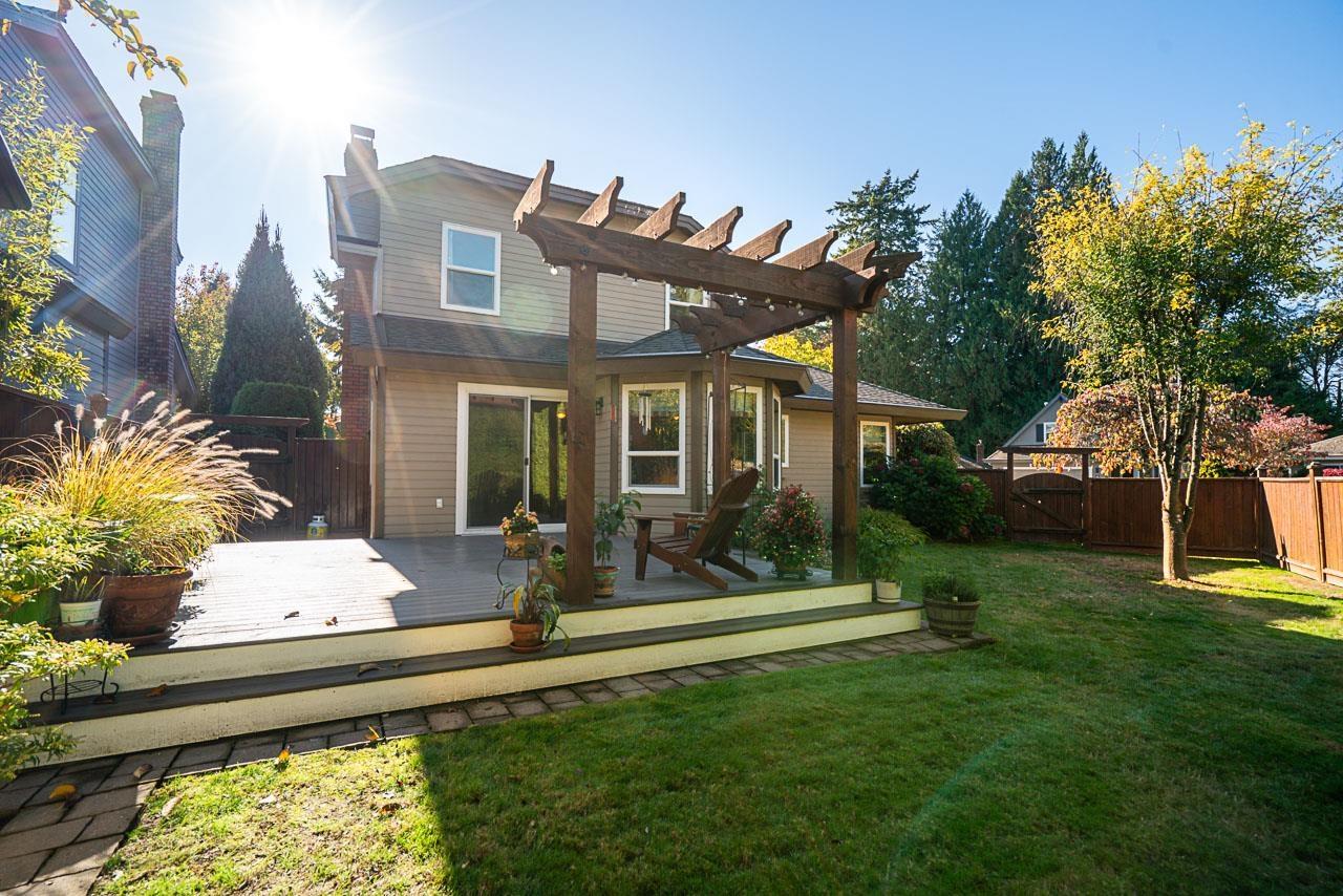 16173 Brookside Grove, Surrey — photo 18