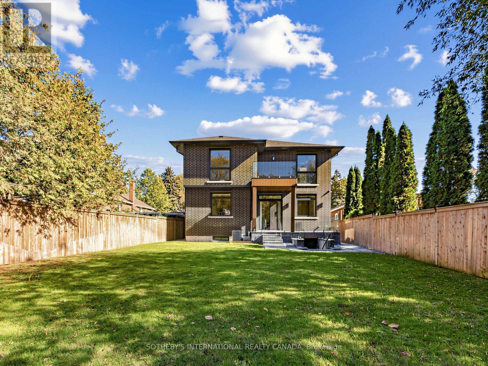 4 Birchlawn Avenue, Toronto, ON photo 46