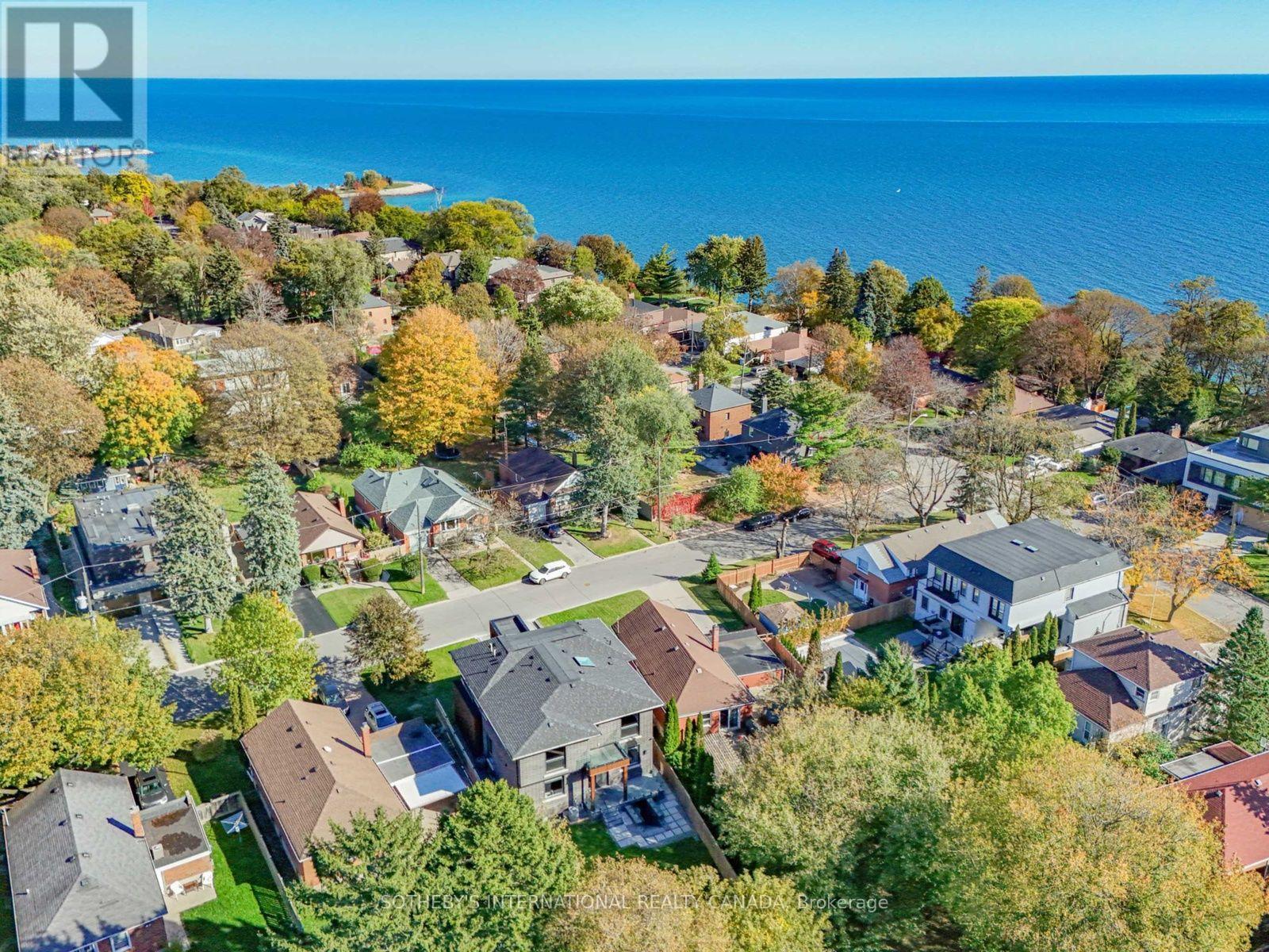 4 Birchlawn Avenue, Toronto, ON photo 50