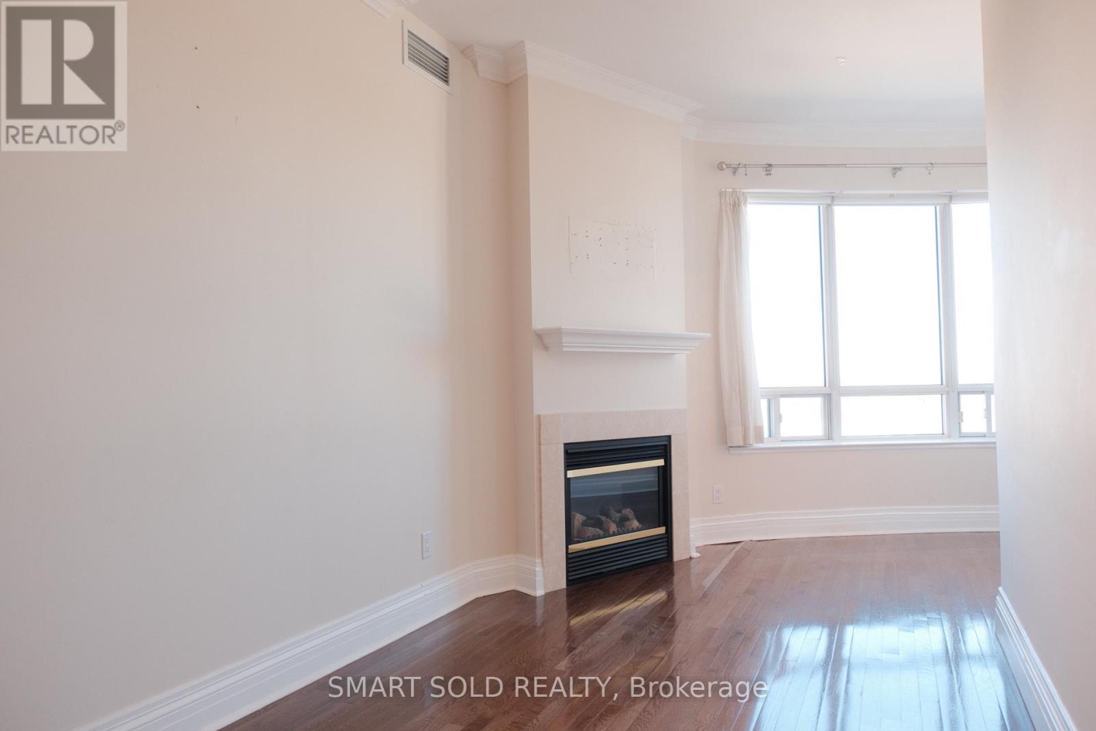 507- 1 Cordoba Drive, Vaughan, ON photo 3