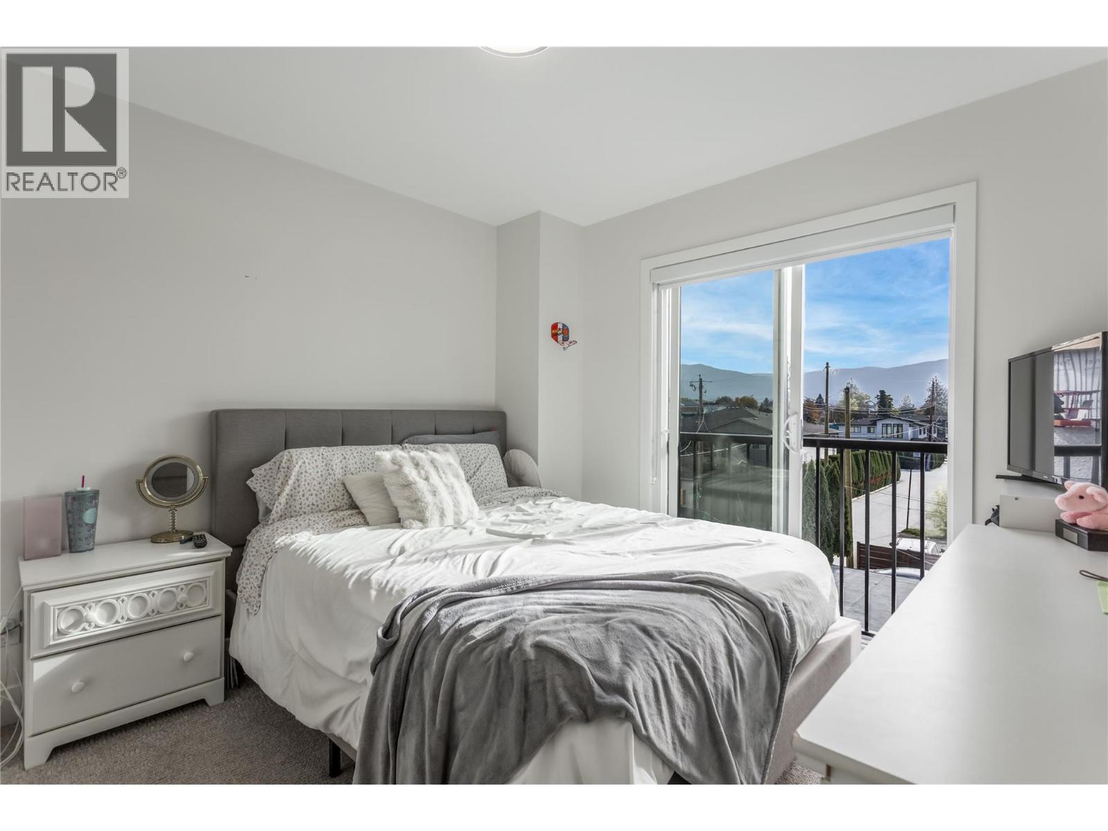 7 701 Morrison Avenue, Kelowna