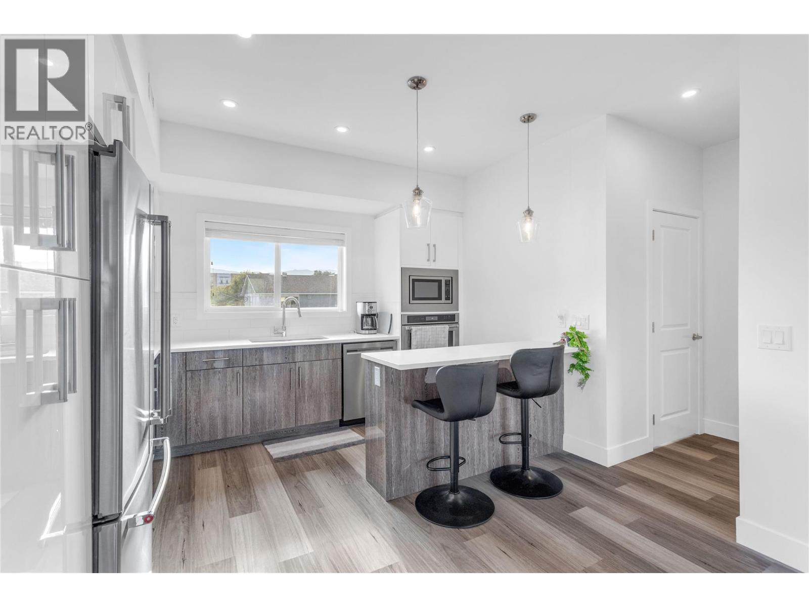 7 701 Morrison Avenue, Kelowna
