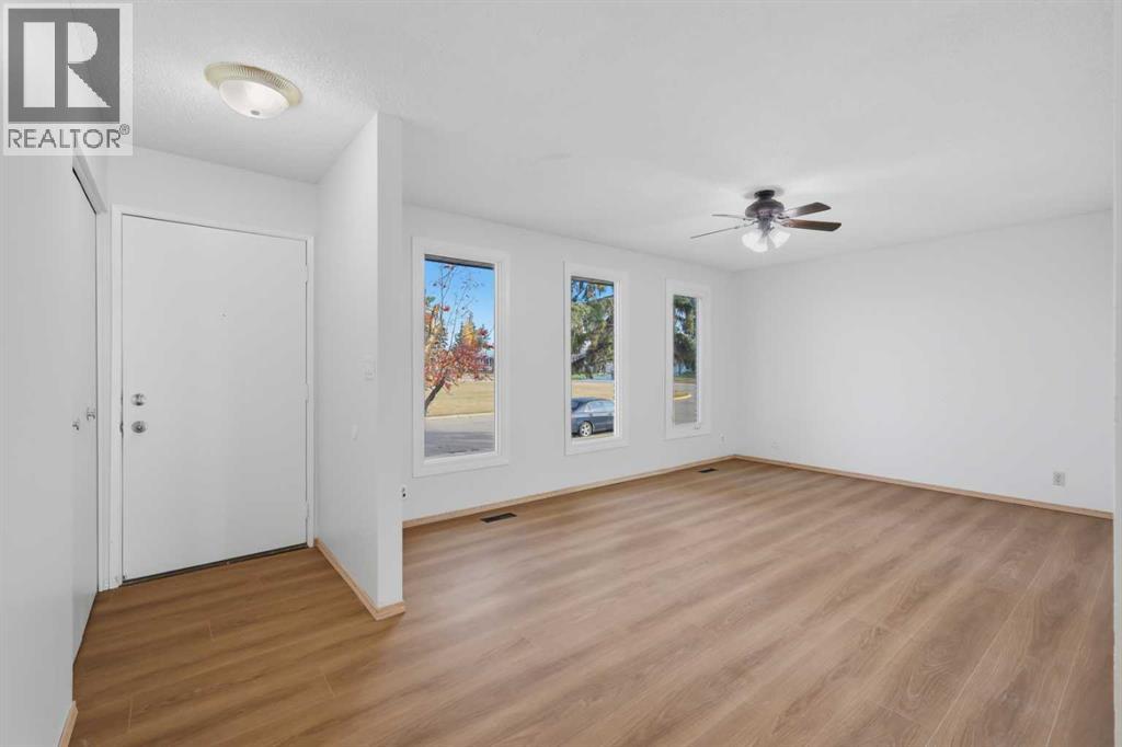 Main Level Living room