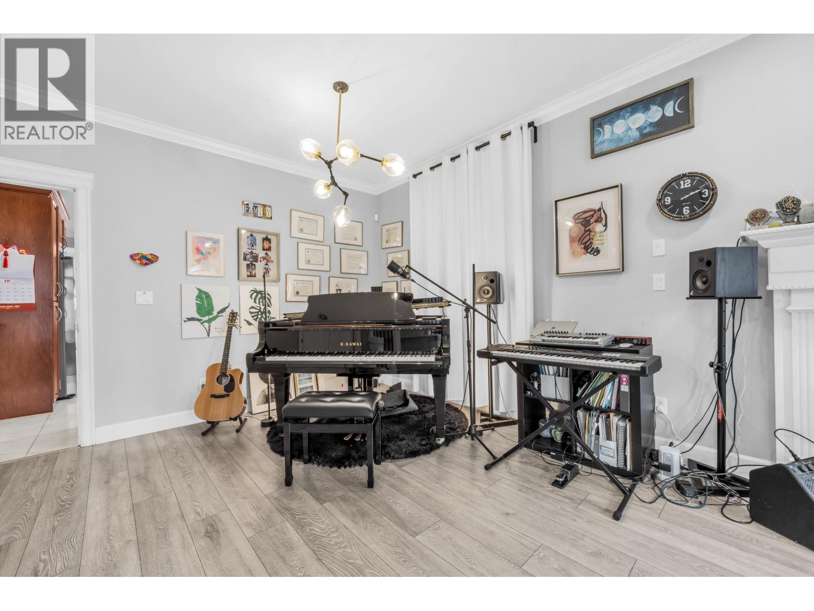 4513 Ellerton Court, Burnaby — photo 6