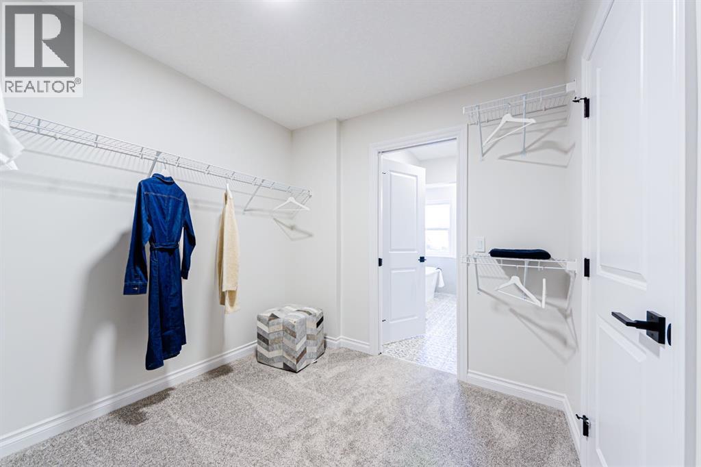 1010 Bayview Crescent SW, photo 25 of 42