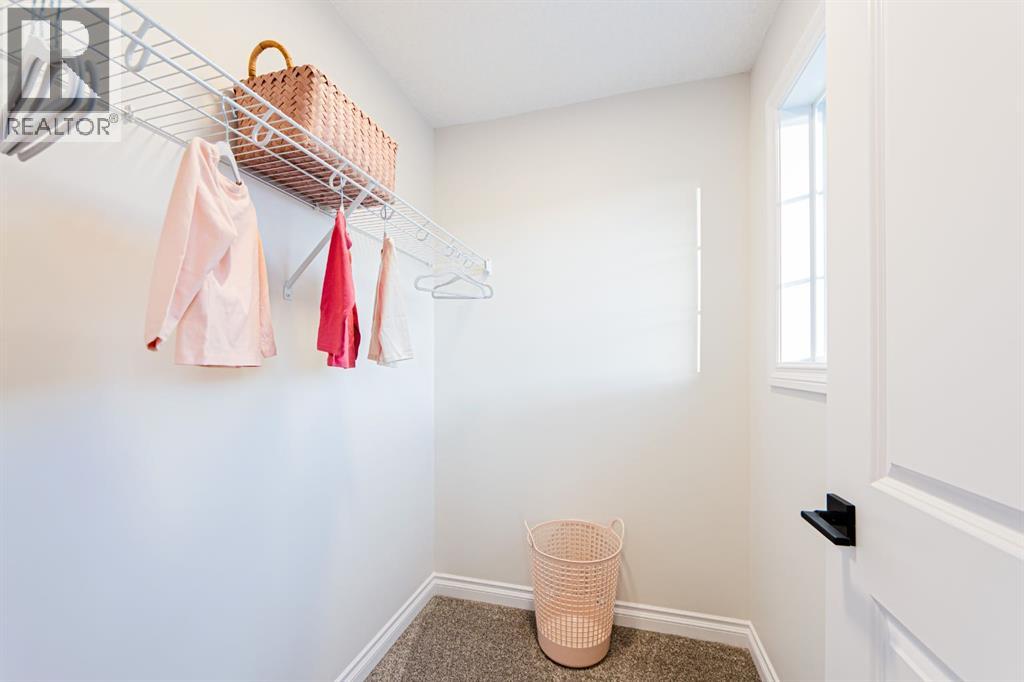 1010 Bayview Crescent SW, photo 35 of 42