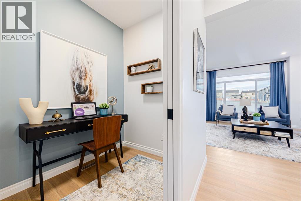 1010 Bayview Crescent SW, photo 11 of 42