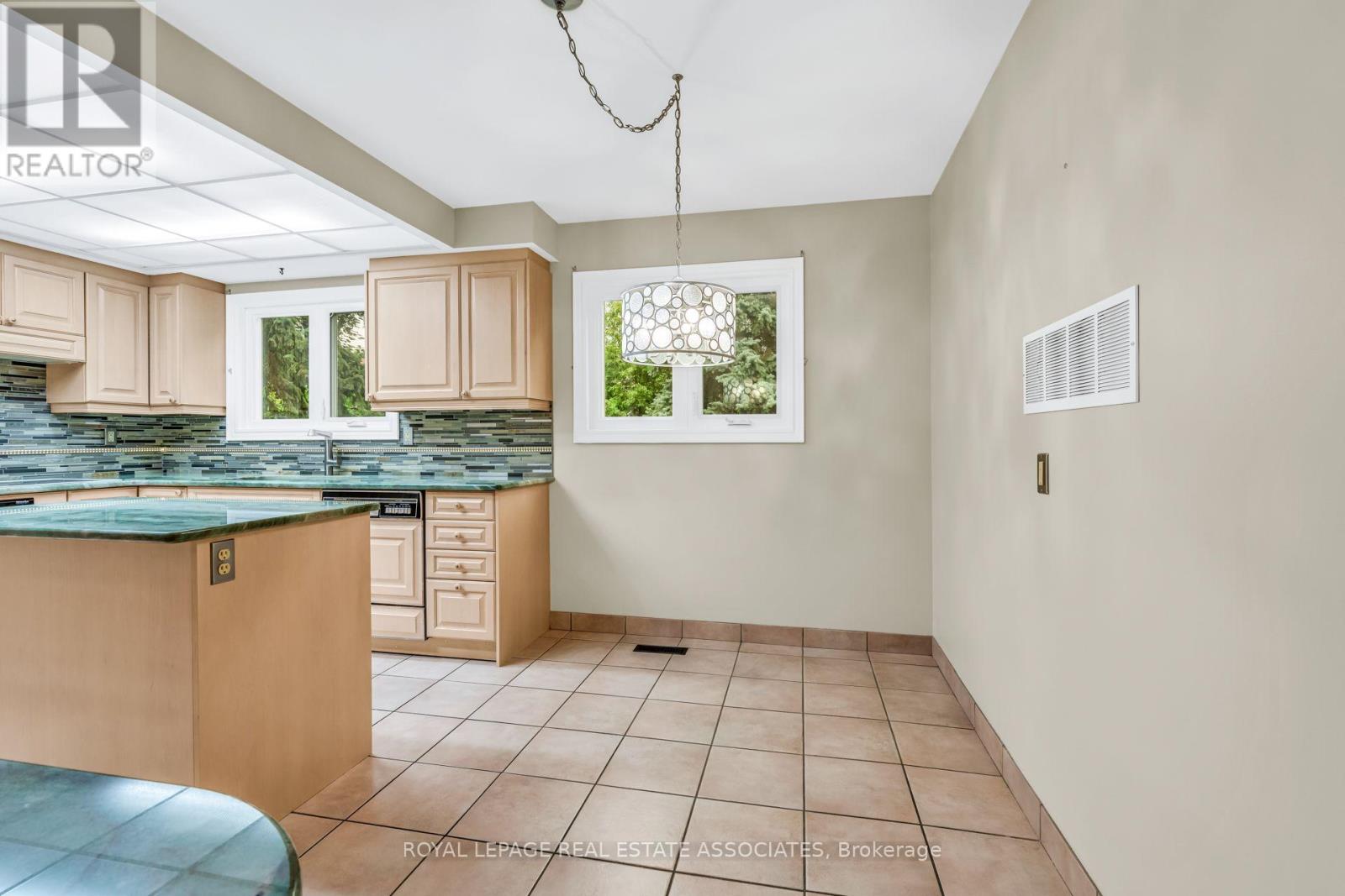 2529 Claymore Crescent, Mississauga, ON photo 10