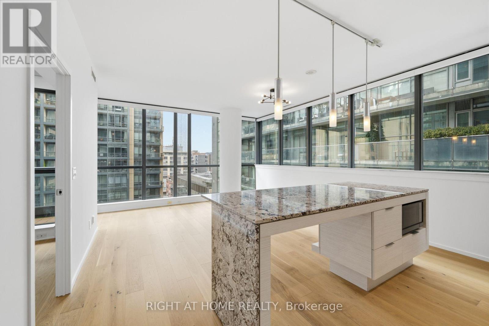 902 - 8 CHARLOTTE STREET, Toronto (Waterfront Communities) — photo 7