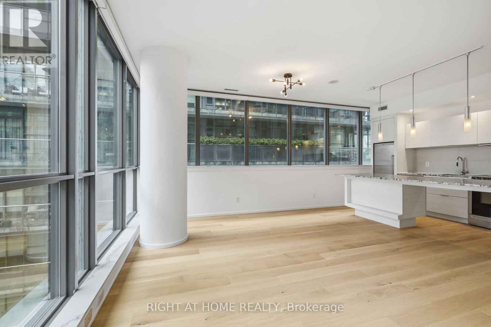 902 - 8 CHARLOTTE STREET, Toronto (Waterfront Communities) — photo 8