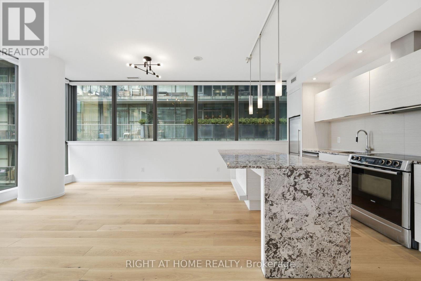 902 - 8 CHARLOTTE STREET, Toronto (Waterfront Communities) — photo 9