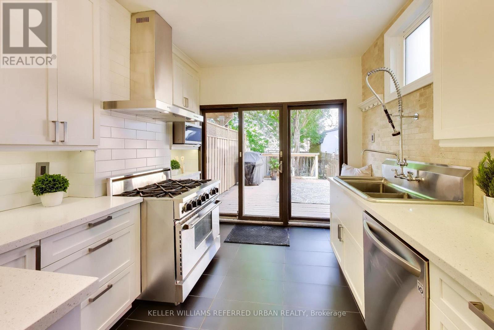 102 GOUGH AVENUE, Toronto (Playter Estates-Danforth) — photo 9