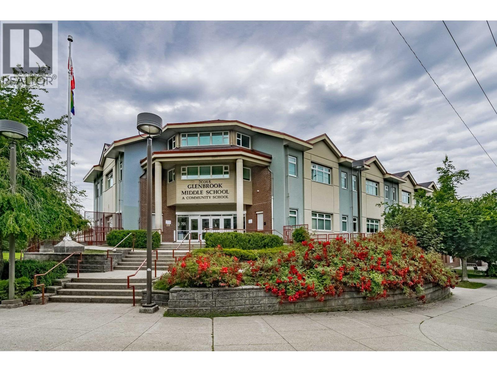 108 675 Park Crescent, New Westminster — photo 37