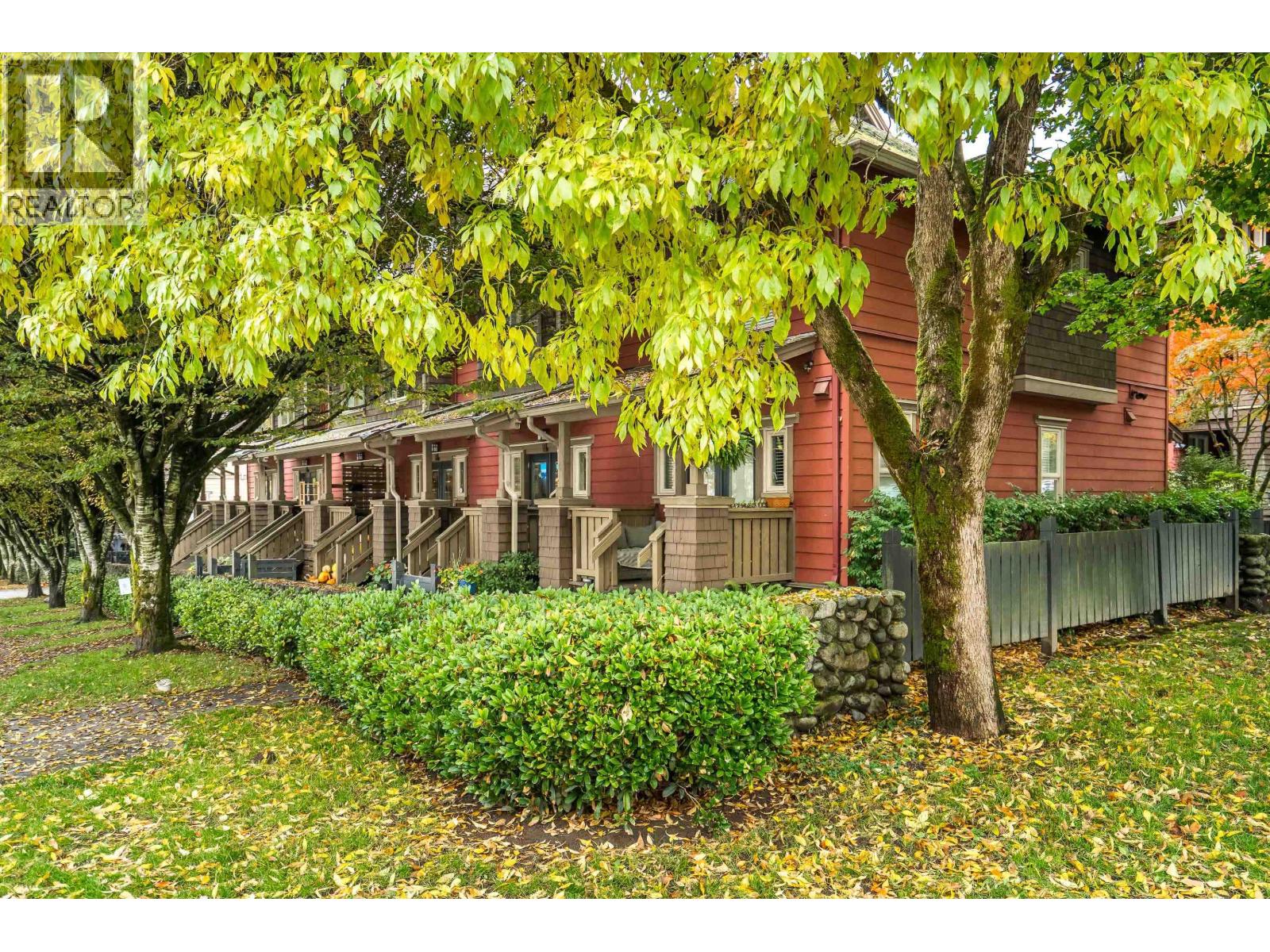 108 675 Park Crescent, New Westminster — photo 30