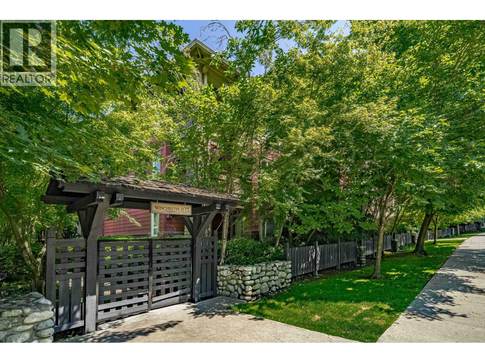 108 675 Park Crescent, New Westminster — photo 33