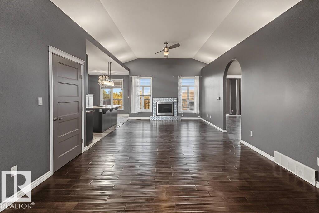 Property photograph 5 for MLS E4514470