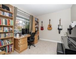 18569 67th Avenue, Surrey, BC V3S1Z1 Photo 13