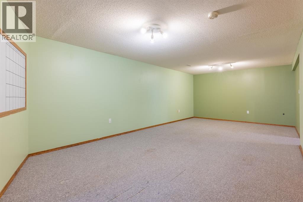 5 Stapeford Crescent SE, Medicine Hat — photo 18