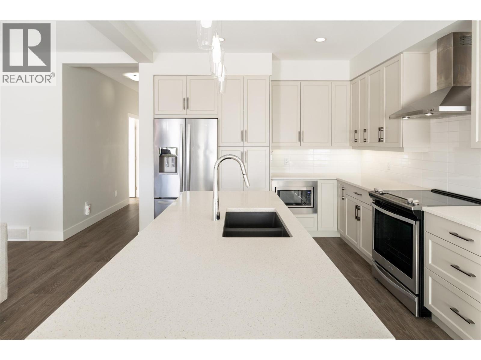  3370 Hawks Crescent, Westbank
