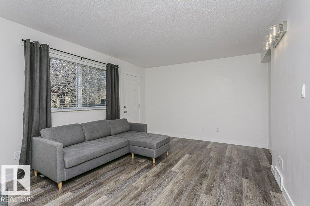 879 ABBOTTSFIELD RD NW, Edmonton — photo 5