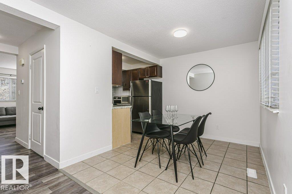 879 ABBOTTSFIELD RD NW, Edmonton — photo 8