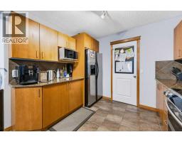 Bedroom - 81 Chapman Close Se, Calgary, AB T2X3S8 Photo 14