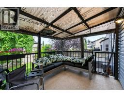 4pc Bathroom - 81 Chapman Close Se, Calgary, AB T2X3S8 Photo 7
