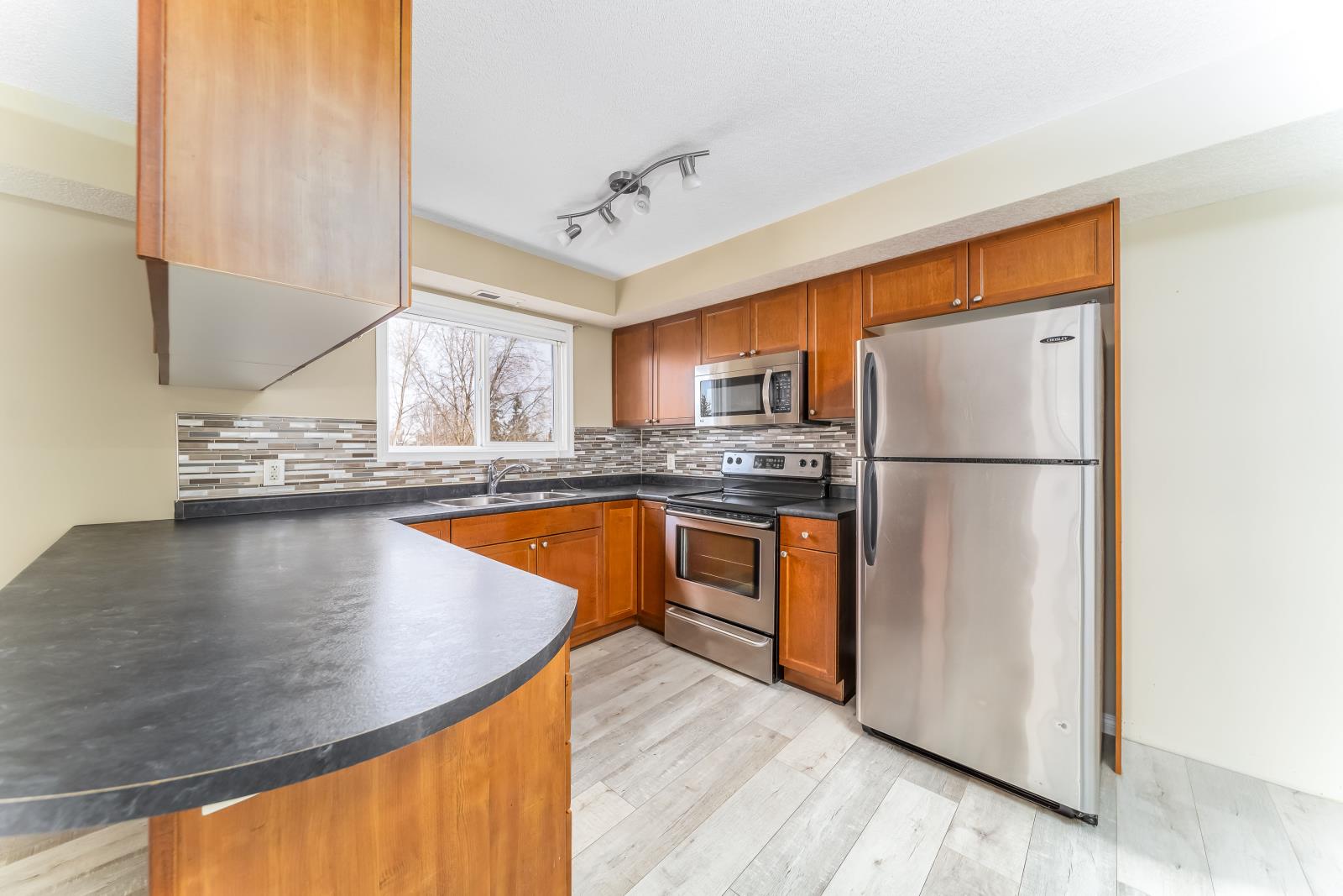 260 lewis estates Boulevard, Edmonton