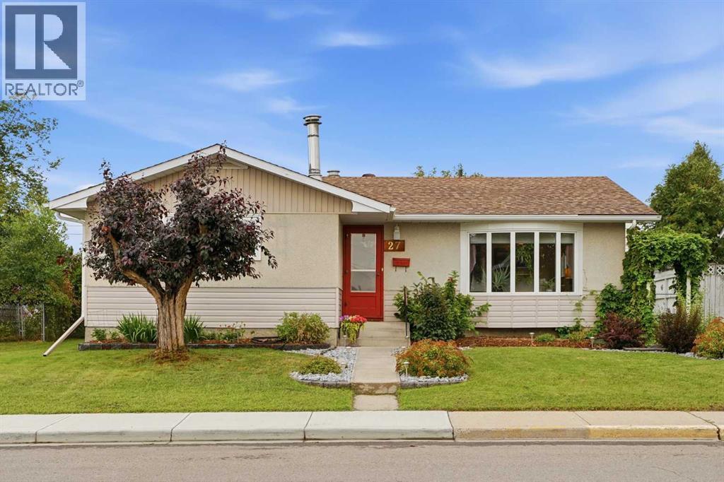27 Fir Street, Red Deer