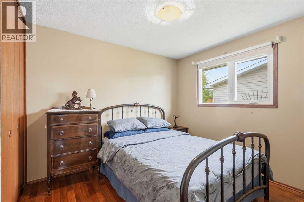 Listing photo – 27 Fir Street, Red Deer