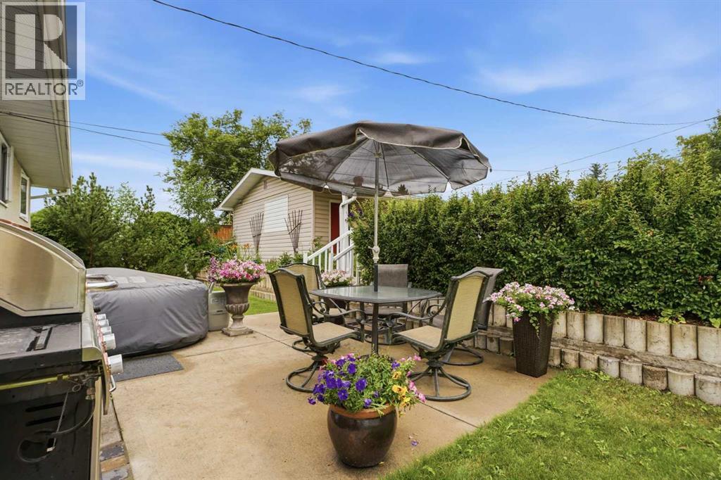 Listing photo – 27 Fir Street, Red Deer