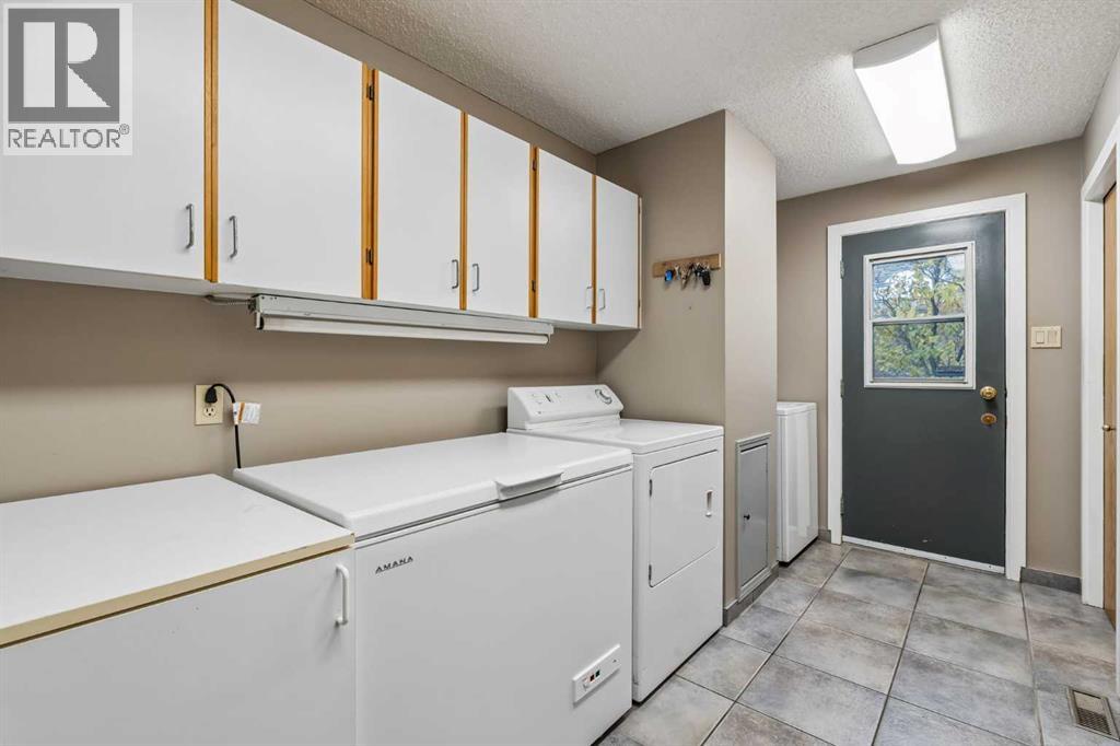 111 Hawksbrow Drive NW, Calgary — photo 18