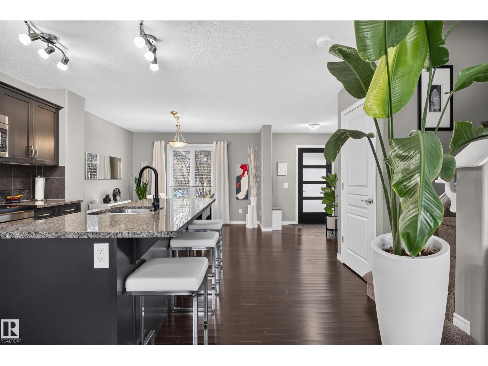 131 CY BECKER BV NW, Edmonton — photo 12