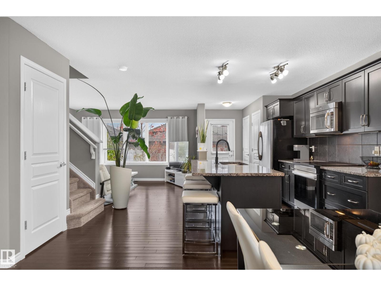 131 CY BECKER BV NW, Edmonton — photo 9
