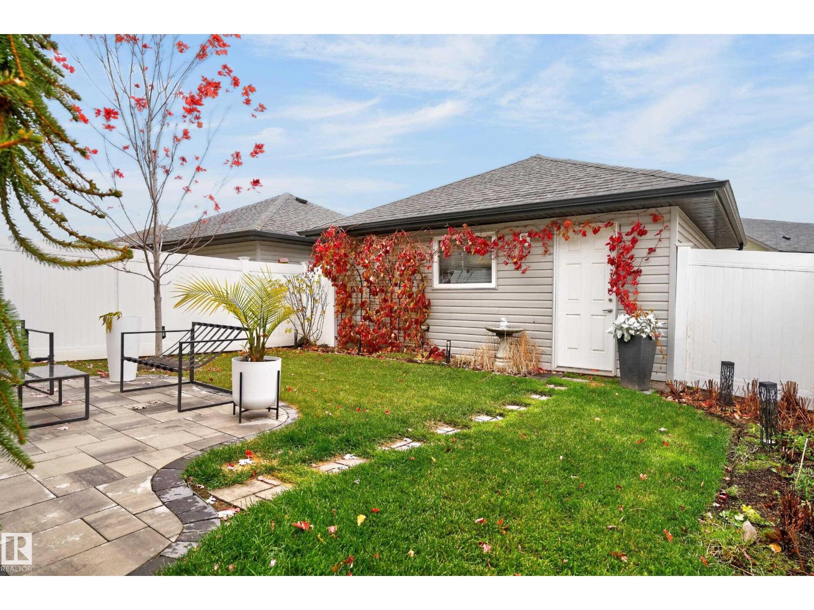 131 CY BECKER BV NW, Edmonton — photo 26