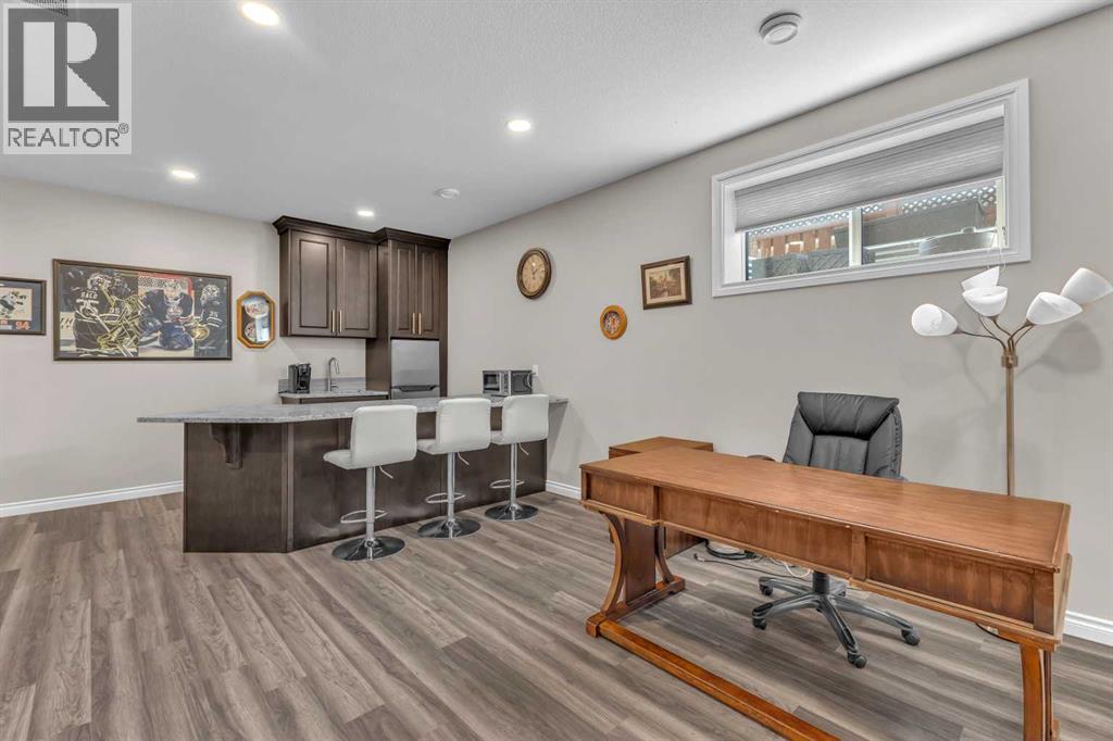 Listing photo – 5052 Lakeshore Drive, Sylvan Lake