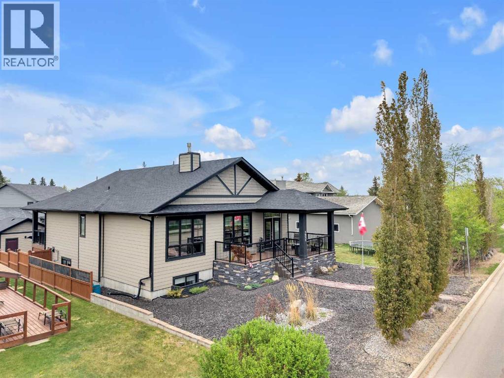 Listing photo – 5052 Lakeshore Drive, Sylvan Lake