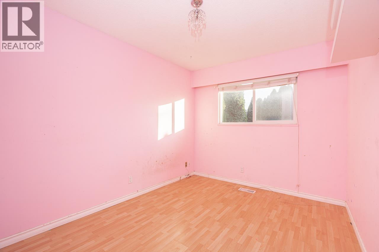 5388 46 Avenue, Delta — photo 10