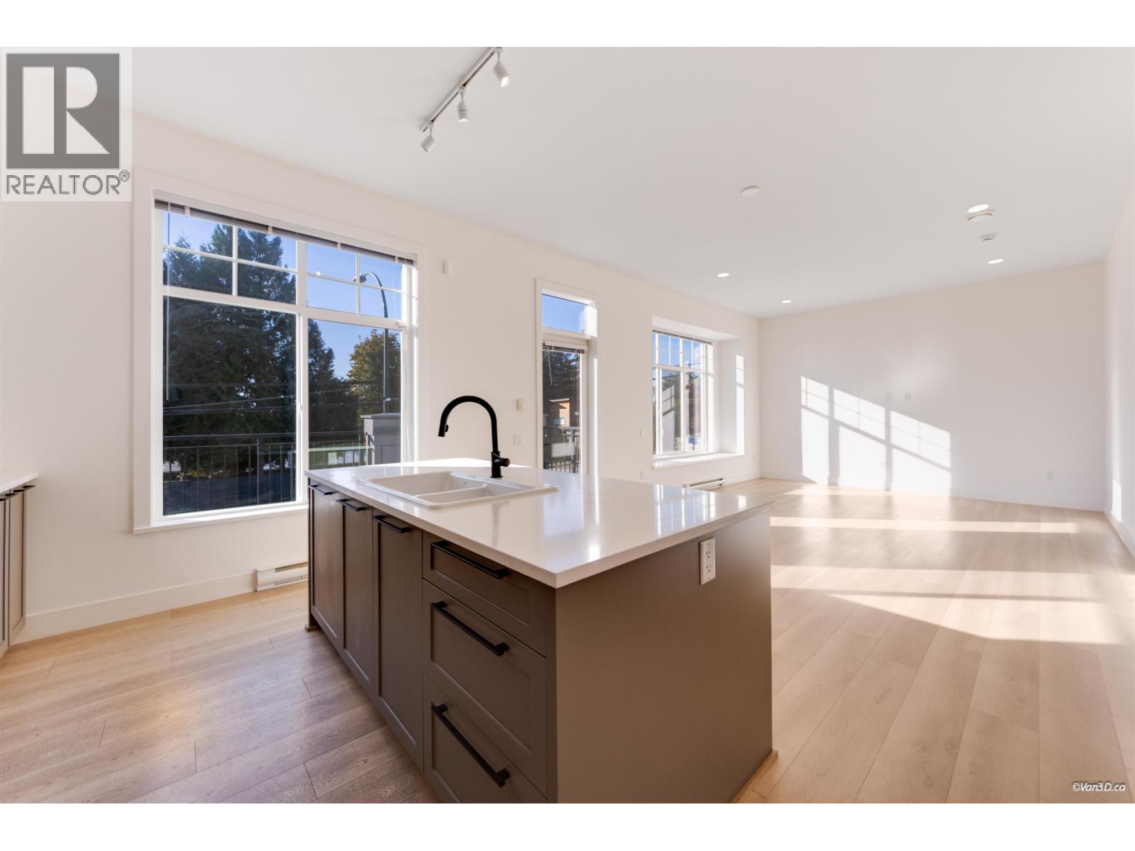 31 1221 Rocklin Street, Coquitlam — photo 5