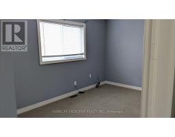 Upper Unit - 25 Amberview Drive, Georgina, ON L4P3X8 Photo 14